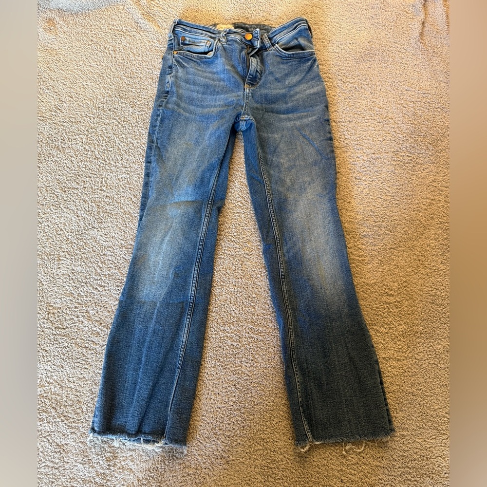 Pilcro Women's Straight Leg Jeans in Medium Blue Wash